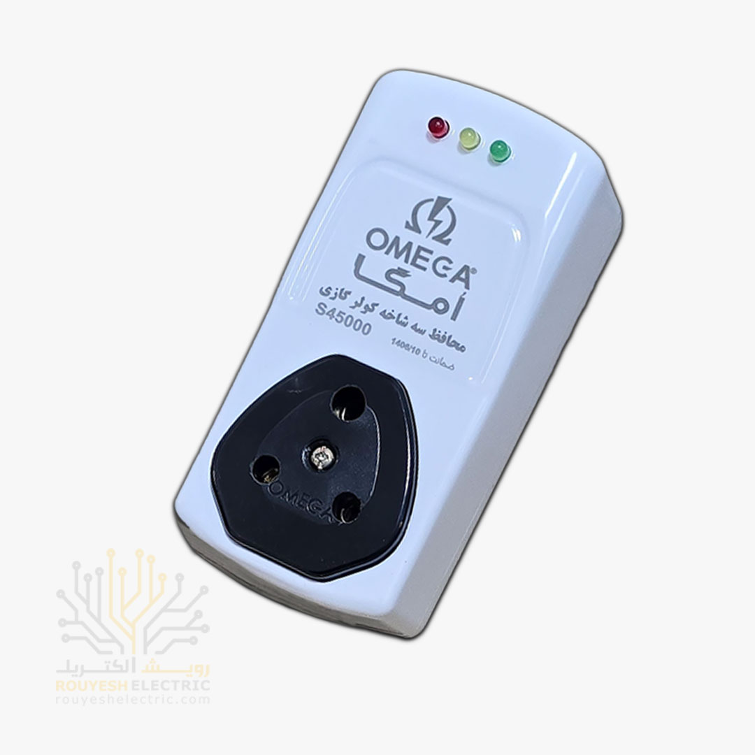 محافظ برق کولری دیواری سه شاخه برند امگا مدل S4500 استاندارد بدون ارت بدون کلید 40 آمپر بدنه سفید آنالوگ