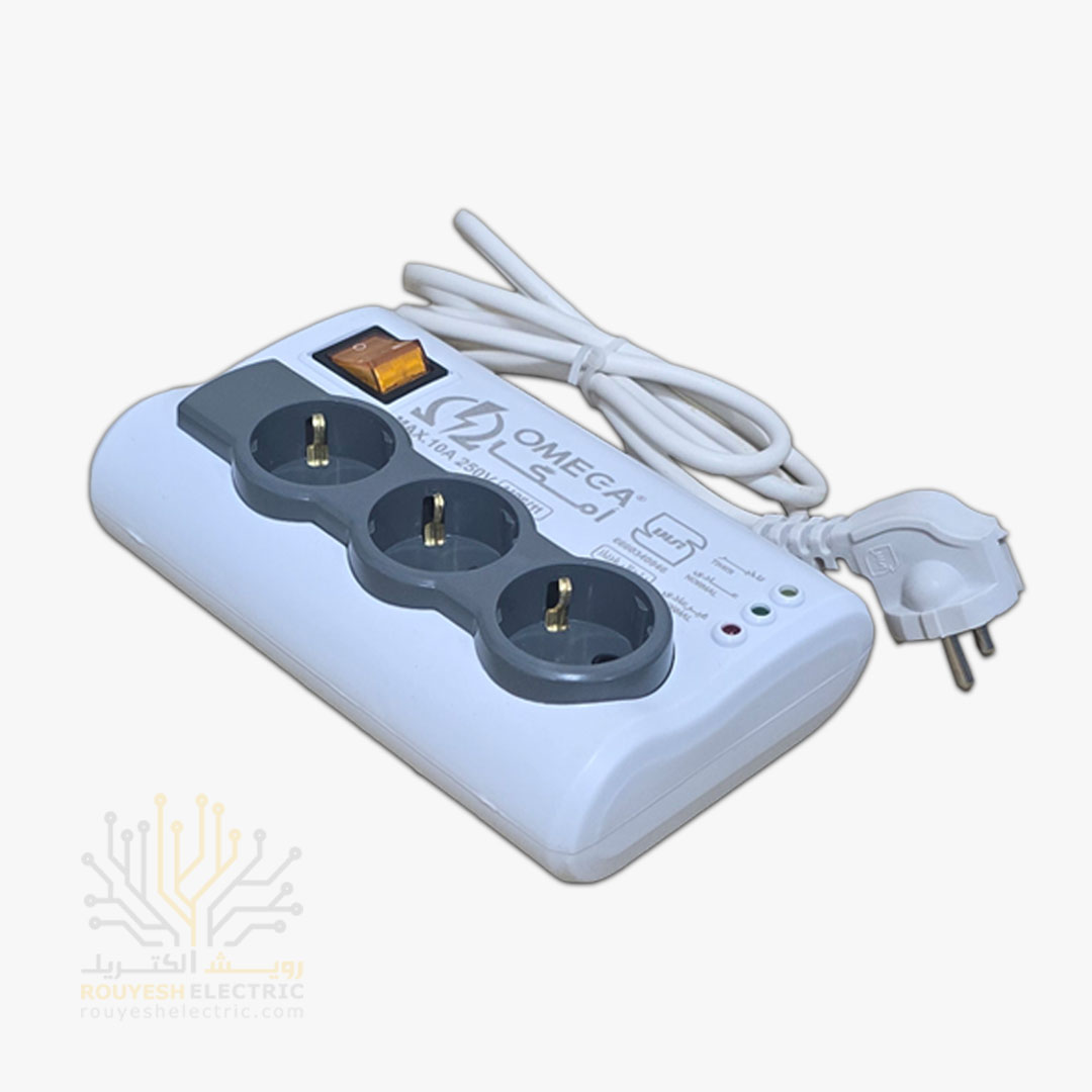 محافظ برق یخچال سیار سه خانه برند امگا مدل p3100 استاندارد ارتدار کلید دار بدنه سفید آنالوگ 1/5 متری